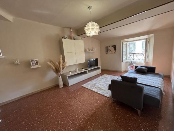 appartamento in vendita a Massa in zona Centro Storico