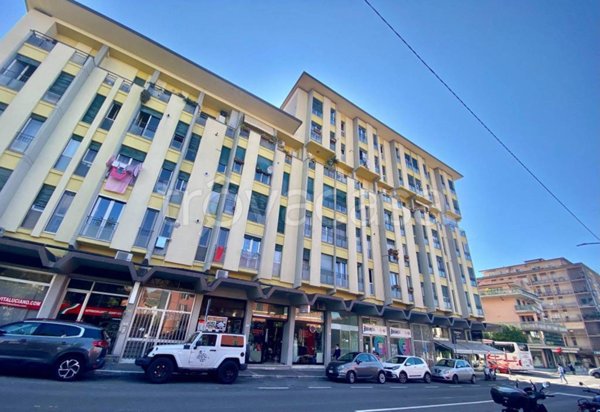 appartamento in vendita a Massa in zona Centro Storico