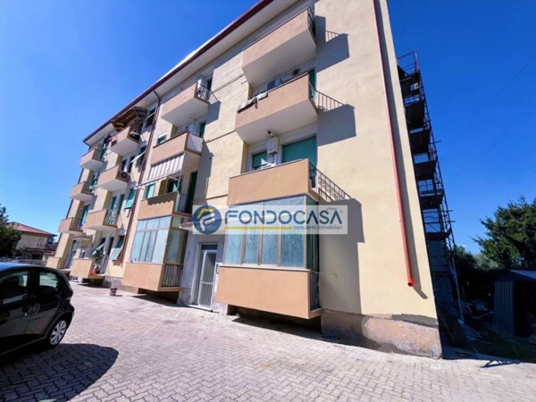 appartamento in vendita a Massa in zona Marina di Massa