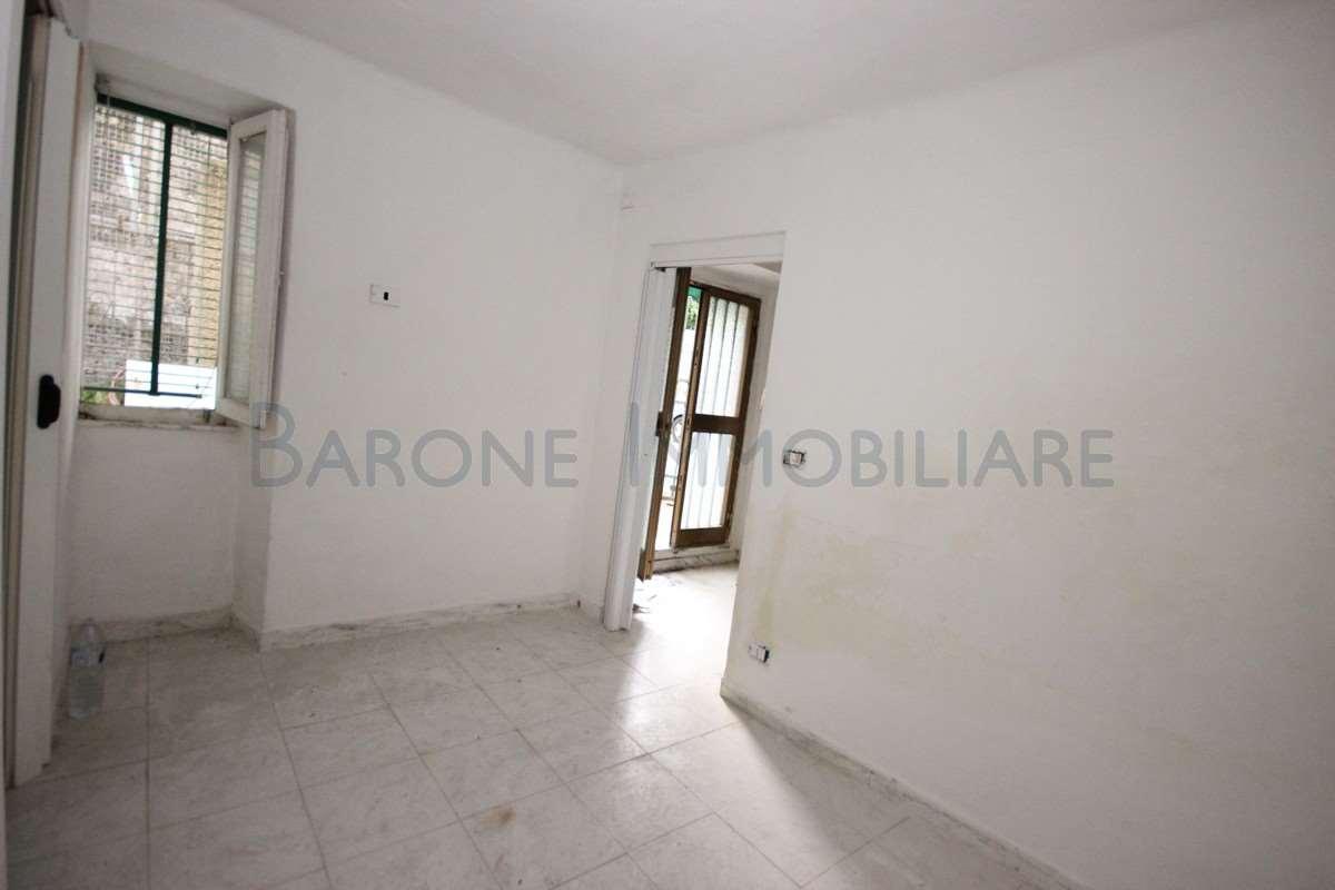 appartamento in vendita a Massa in zona Pariana