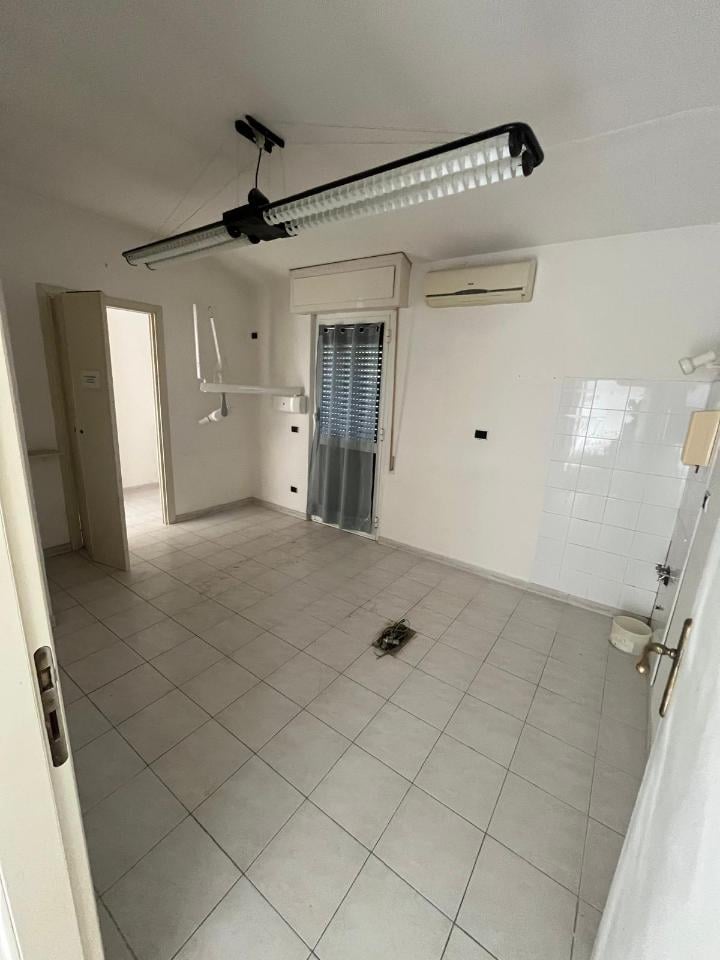 casa indipendente in vendita a Massa in zona Centro Storico