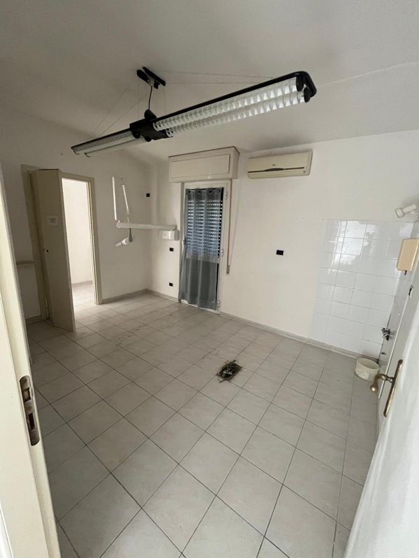 casa indipendente in vendita a Massa in zona Centro Storico