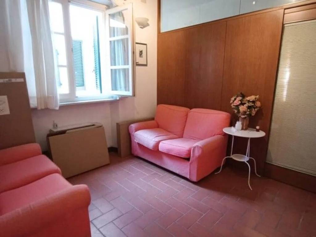 ufficio in vendita a Massa in zona Centro Storico