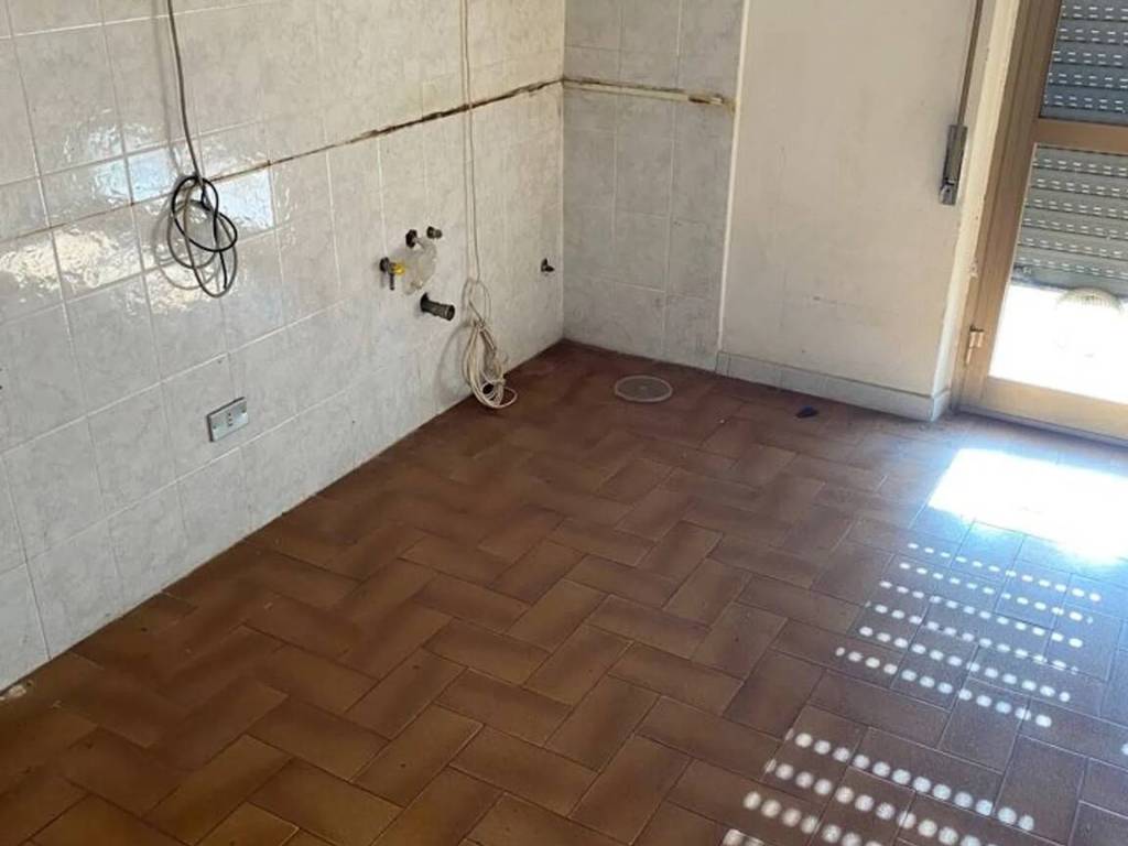 casa indipendente in vendita a Massa in zona Marina di Massa