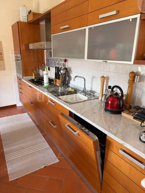 appartamento in vendita a Massa in zona Centro Storico
