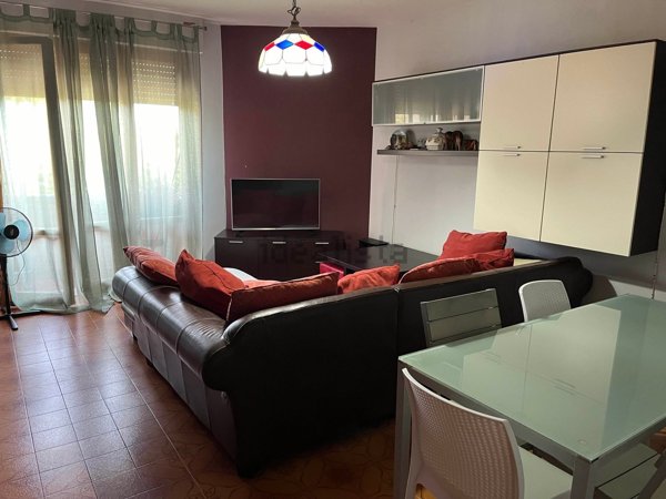 appartamento in vendita a Massa in zona Centro Storico