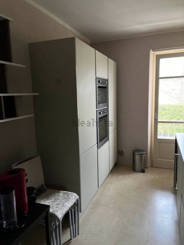 appartamento in vendita a Massa in zona Marina di Massa