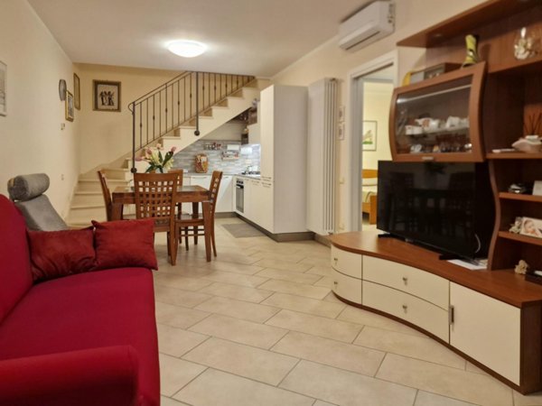 appartamento in vendita a Massa in zona Marina di Massa