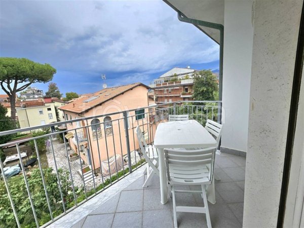 appartamento in vendita a Massa in zona Marina di Massa