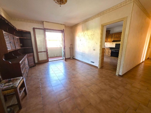 appartamento in vendita a Massa in zona Romagnano