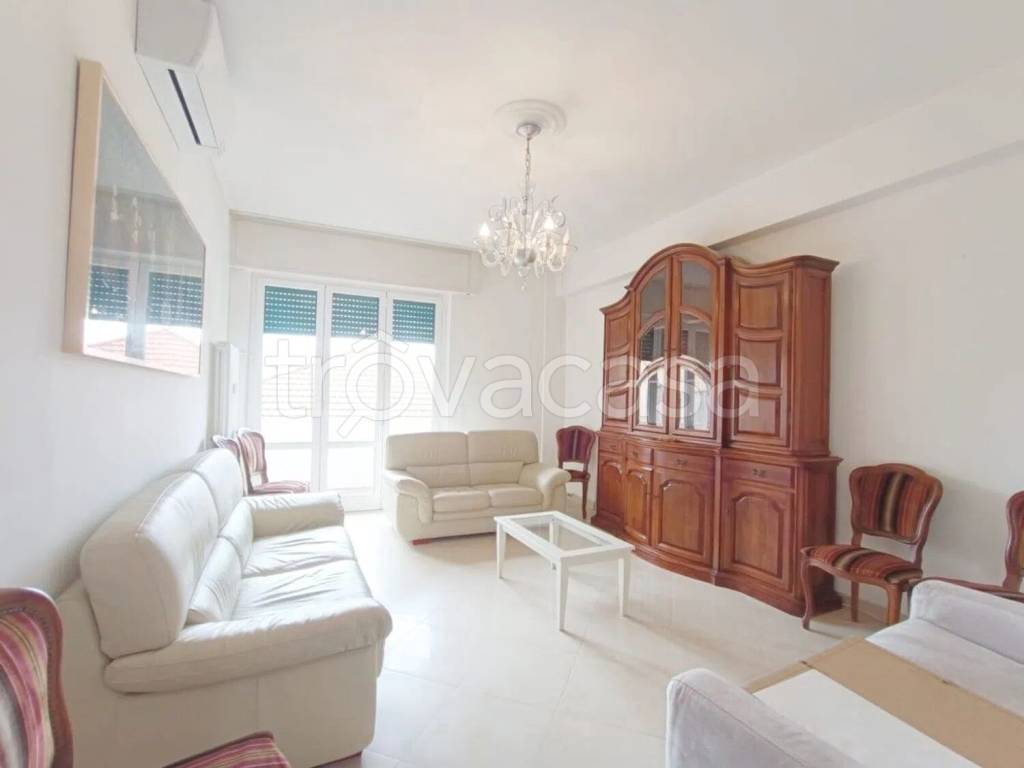 appartamento in vendita a Massa in zona Centro Storico