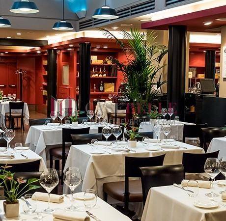 negozio in vendita a Massa