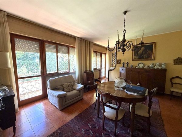 appartamento in vendita a Massa in zona Centro Storico