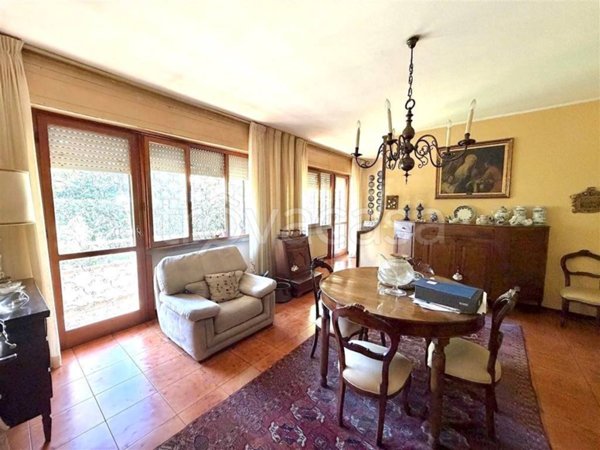 appartamento in vendita a Massa in zona Centro Storico