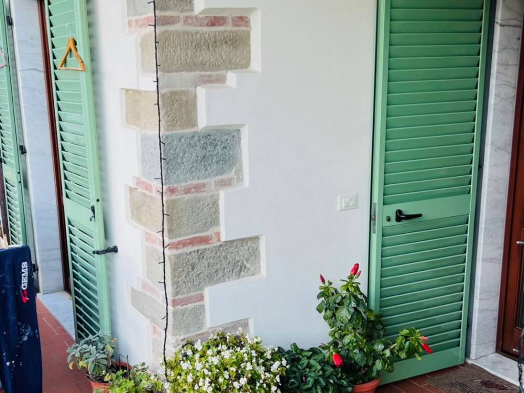 appartamento in vendita a Massa in zona Romagnano