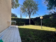 appartamento in vendita a Massa in zona Marina dei Ronchi