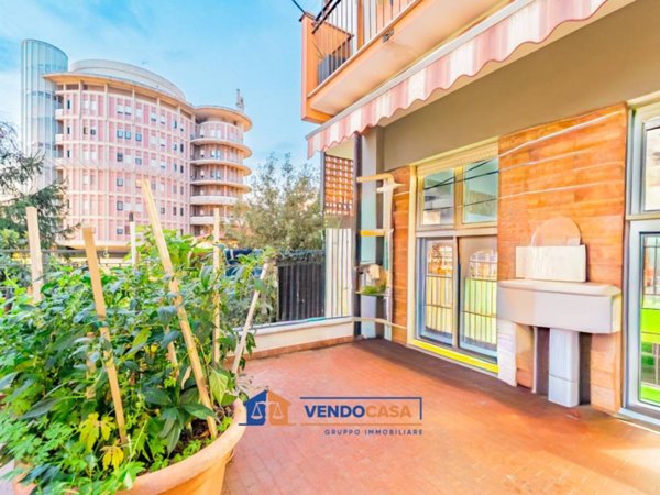 appartamento in vendita a Massa in zona Centro Storico