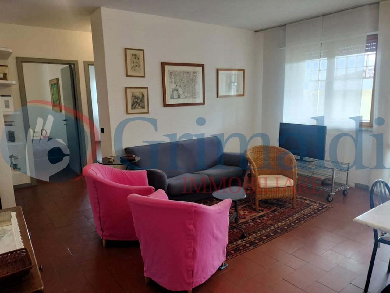 appartamento in vendita a Massa in zona Mirteto