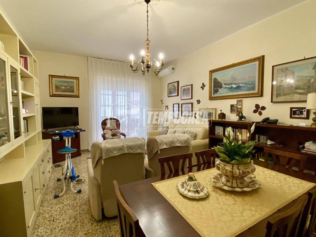 appartamento in vendita a Massa