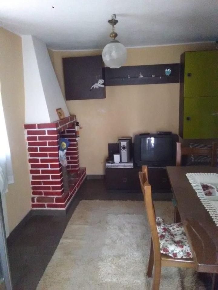 casa indipendente in vendita a Massa in zona Centro Storico