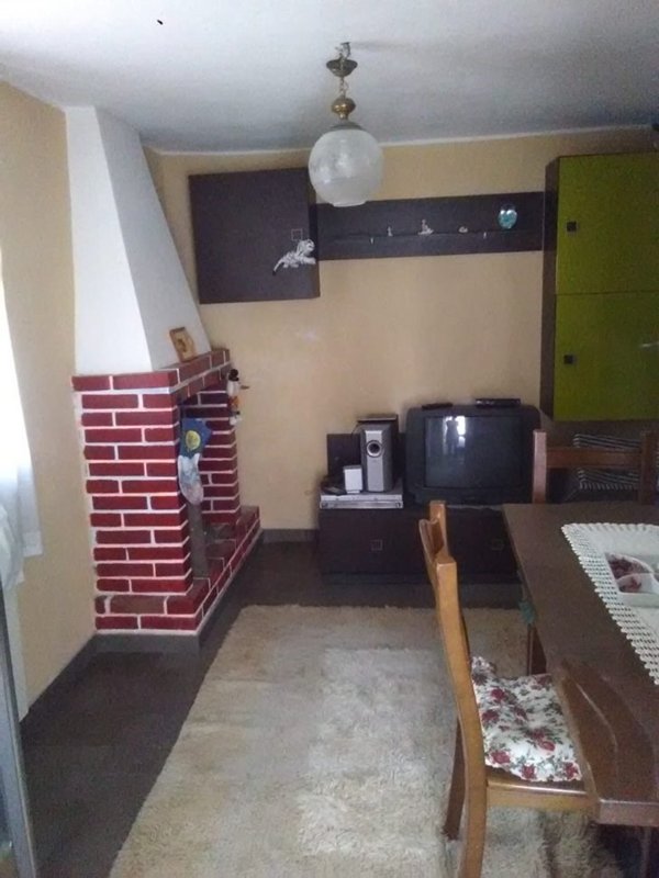 appartamento in vendita a Massa in zona Centro Storico