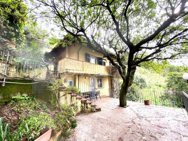 casa indipendente in vendita a Massa in zona Romagnano