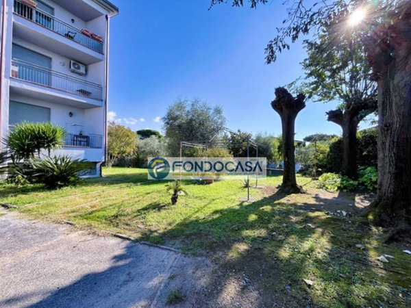 appartamento in vendita a Massa