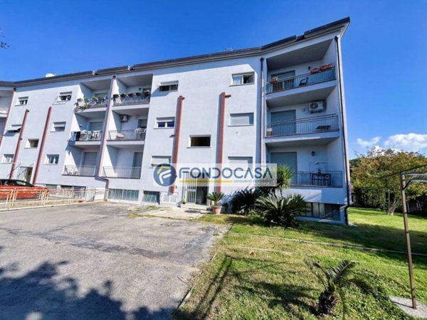 appartamento in vendita a Massa in zona Centro Storico