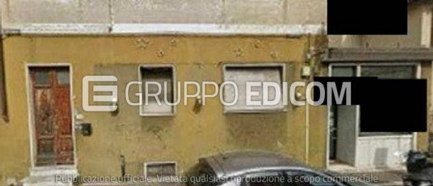 negozio in vendita a Massa