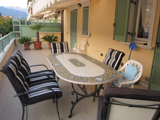 appartamento in vendita a Massa in zona Marina di Massa