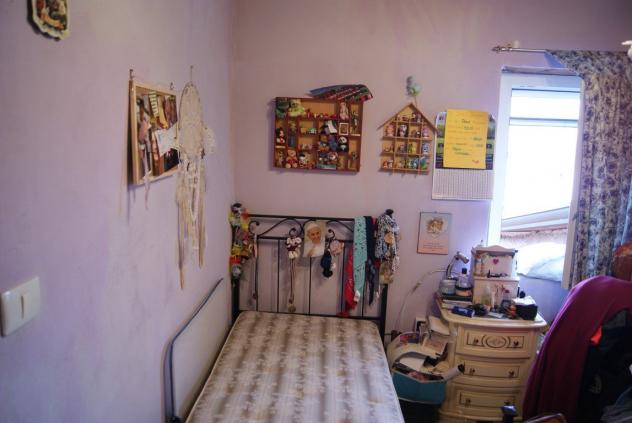 casa semindipendente in vendita a Massa in zona Centro Storico