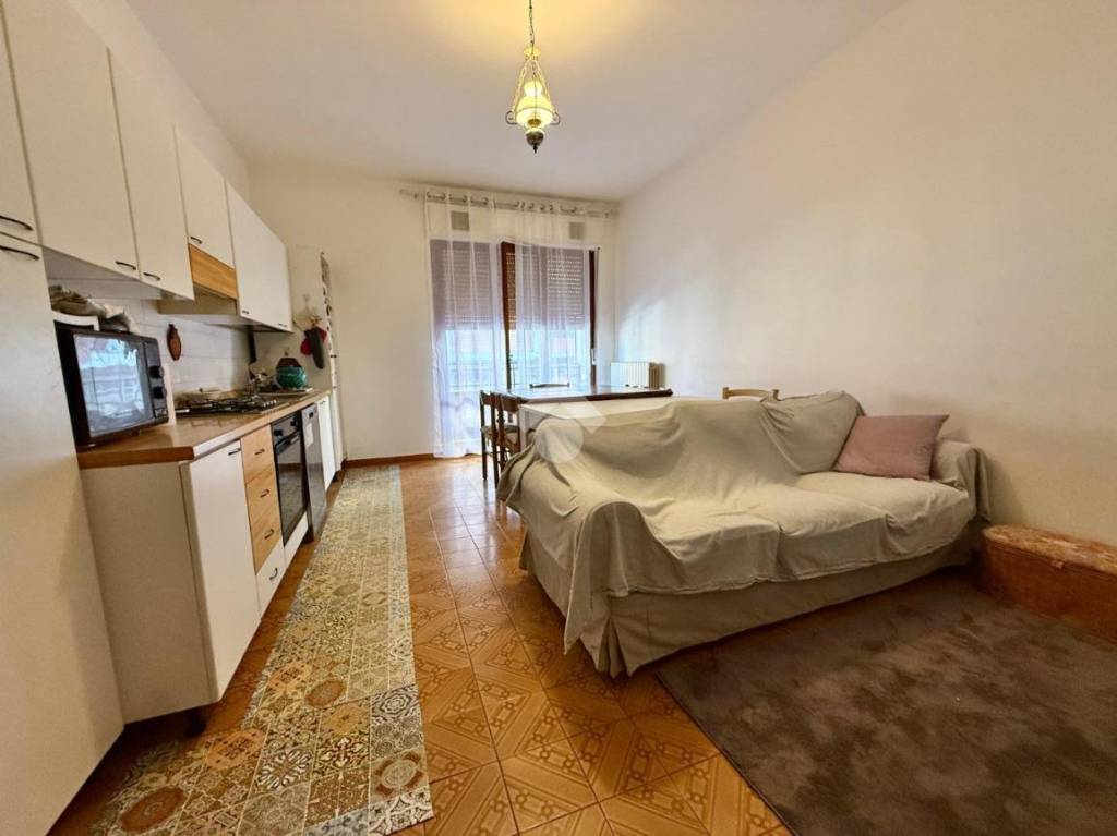 appartamento in vendita a Massa in zona Centro Storico