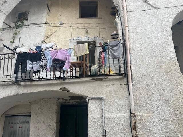casa indipendente in vendita a Massa in zona Centro Storico