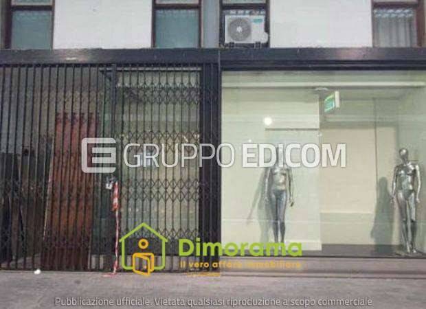 negozio in vendita a Massa in zona Centro Storico