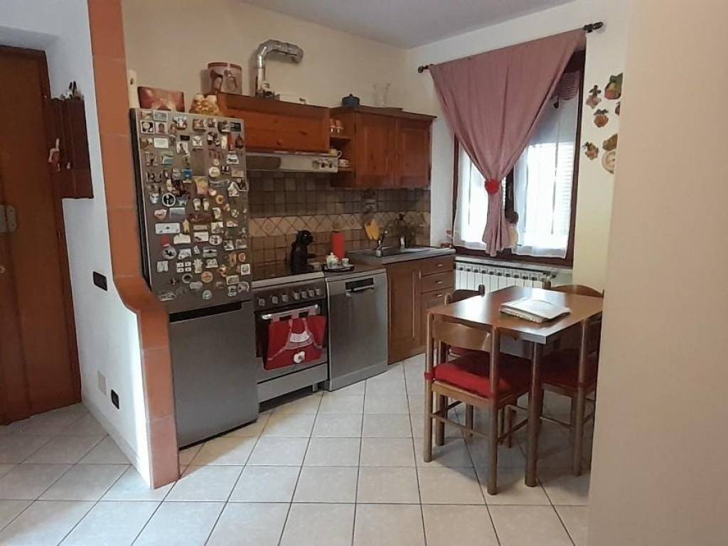 appartamento in vendita a Massa in zona Centro Storico