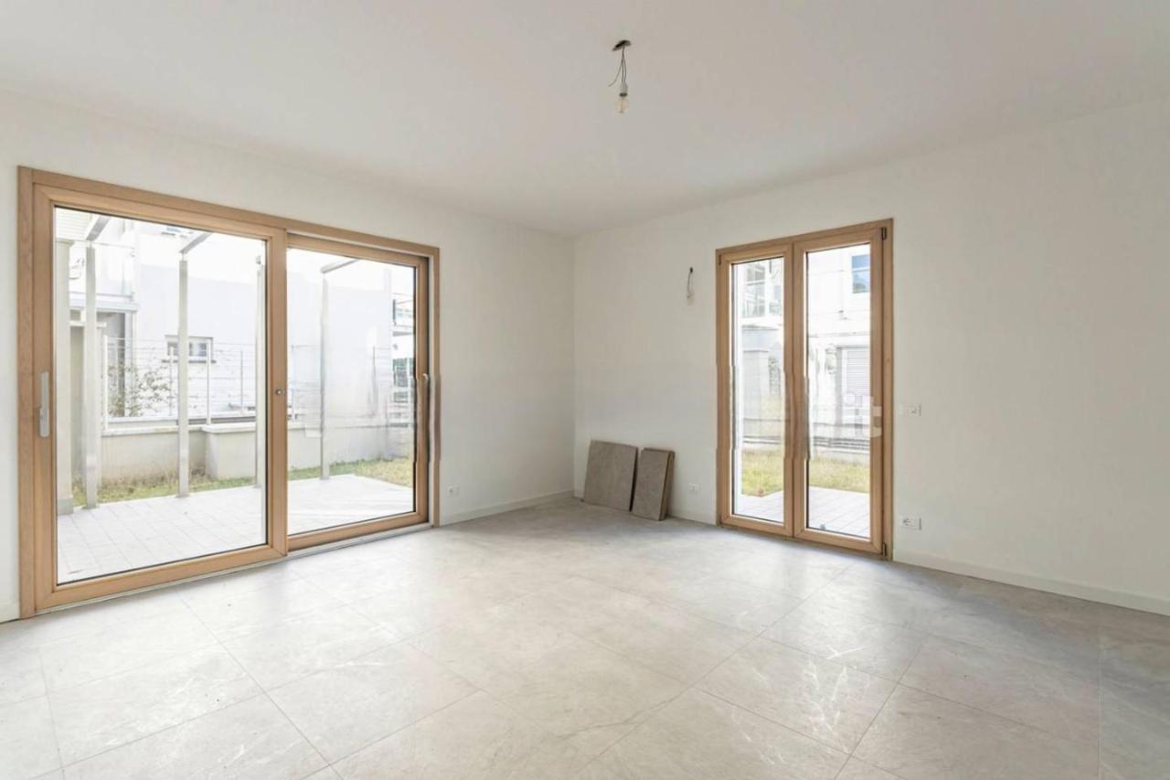 appartamento in vendita a Massa in zona Marina dei Ronchi