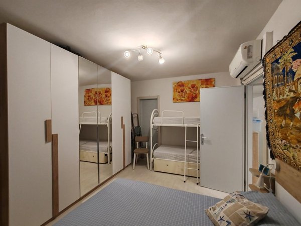 appartamento in vendita a Massa in zona Marina di Massa