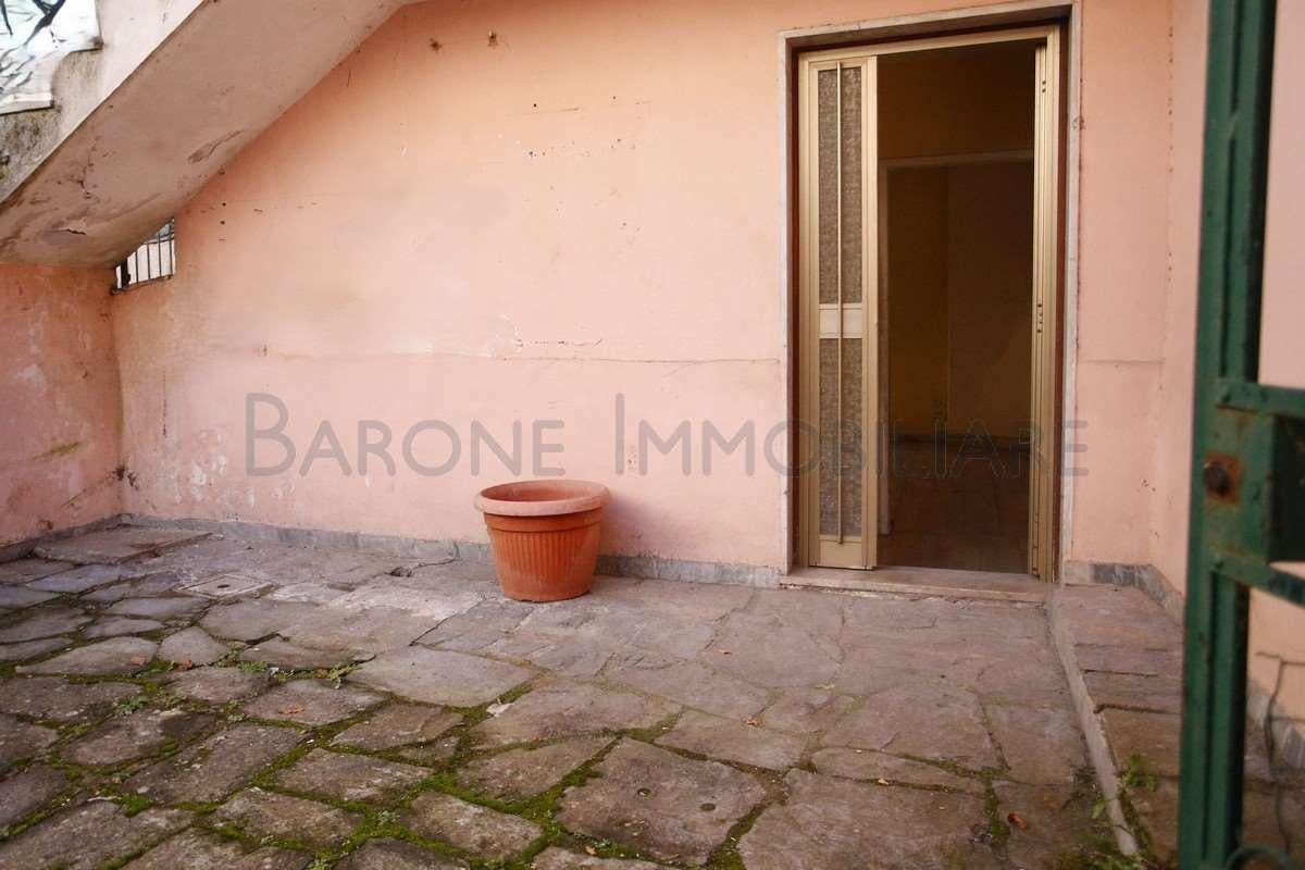 appartamento in vendita a Massa in zona Pariana