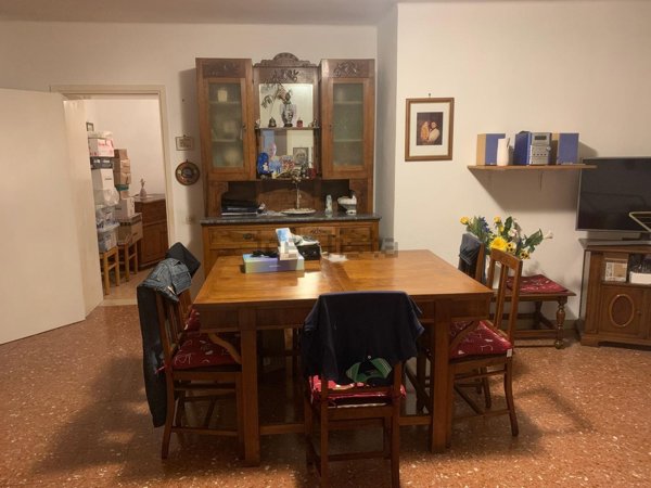 appartamento in vendita a Massa in zona Centro Storico