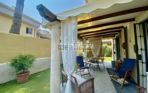 appartamento in vendita a Massa