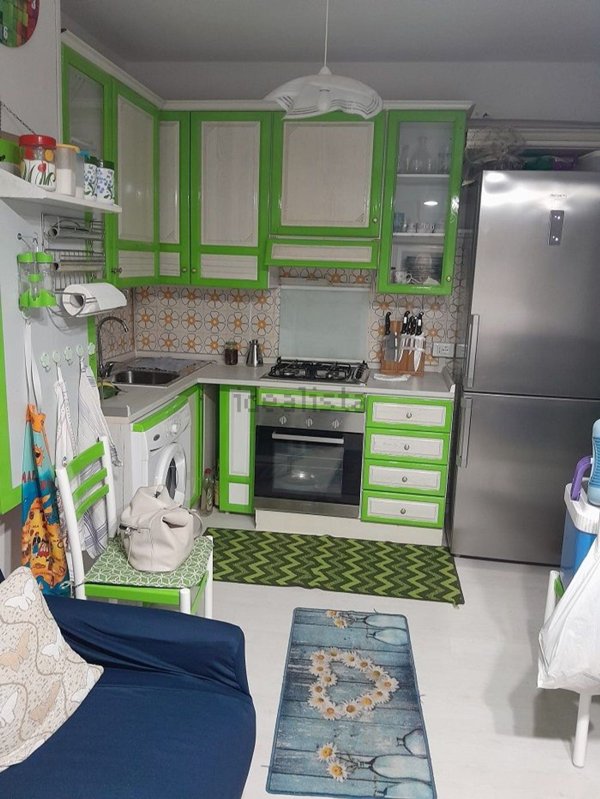 appartamento in vendita a Massa in zona Marina dei Ronchi