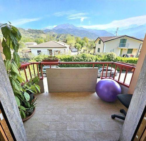 appartamento in vendita a Massa in zona Romagnano