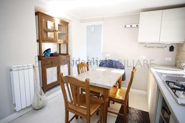 appartamento in vendita a Massa in zona Centro Storico