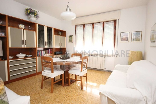 appartamento in vendita a Massa in zona Centro Storico