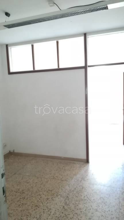 appartamento in vendita a Massa in zona Centro Storico