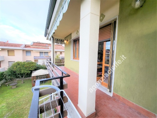 appartamento in vendita a Massa in zona Marina di Massa