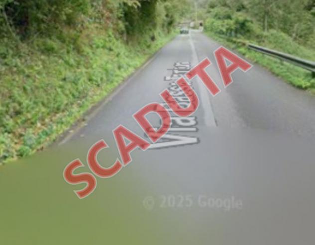 pentavano in vendita a Massa