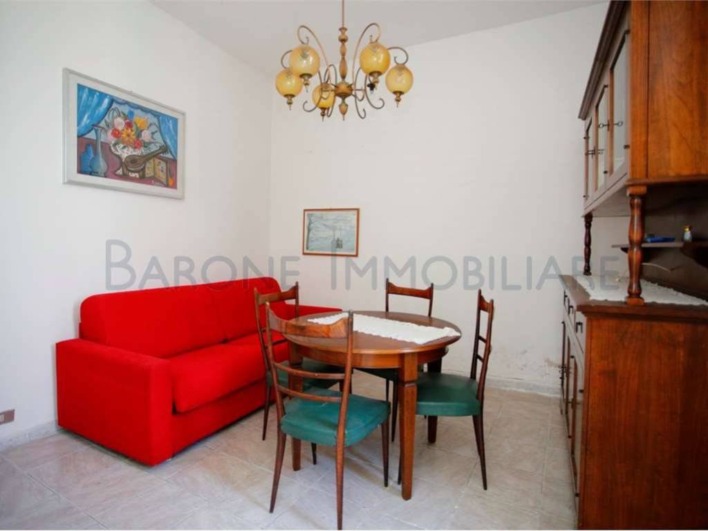 casa semindipendente in vendita a Massa in zona Quercioli