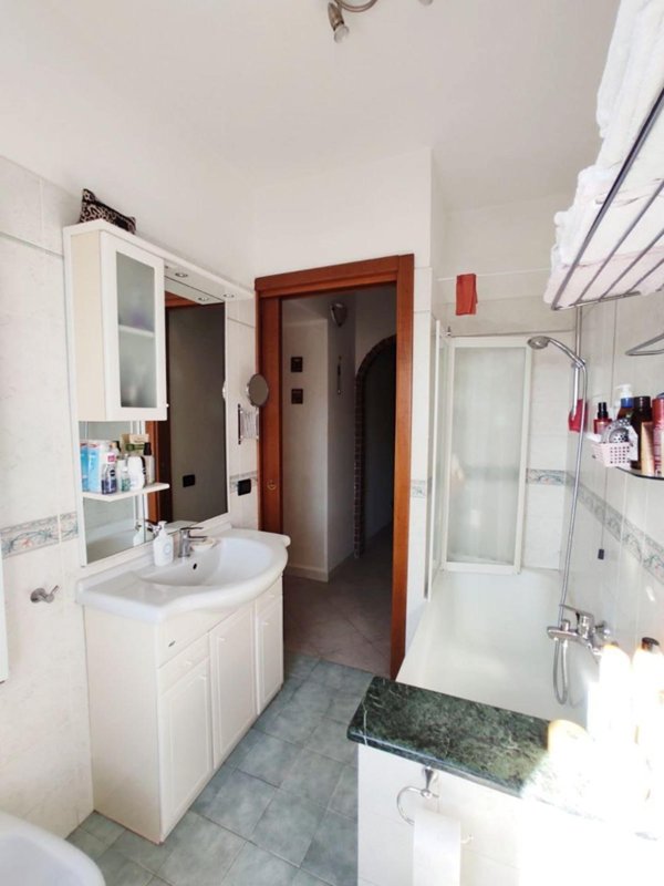 appartamento in vendita a Massa in zona Centro Storico