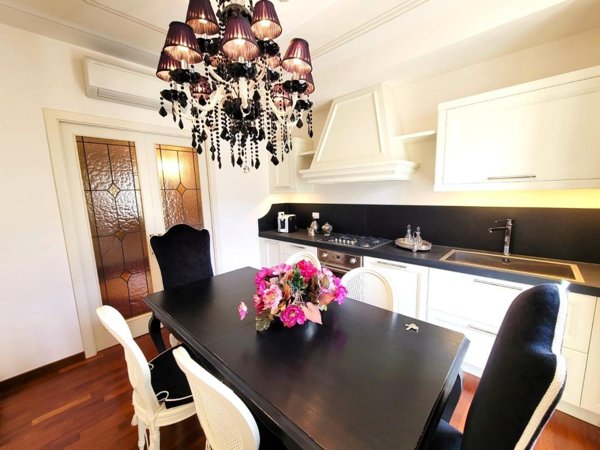 appartamento in vendita a Massa